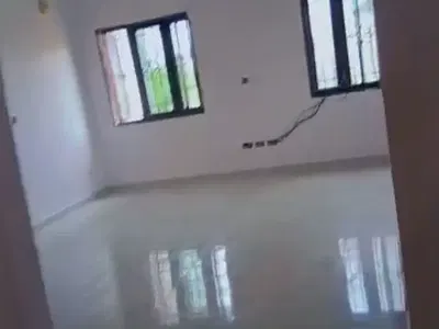 Spacious Well Built 3 Bedroom Apartment