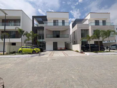 Newly Built 5 Bedroom Detached Duplex with BQ & Cinema