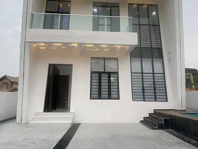 Amazing 5bedroom Duplex with a BQ and a Pool