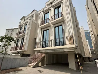 Exquisite 5 Bedrooms Semi Detached Duplex with Bq, Swimming Pool, Gym