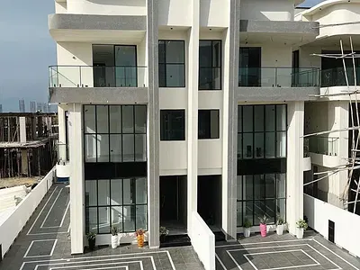 5 Bedroom Semi Detached Duplex with Gym and Cinema
