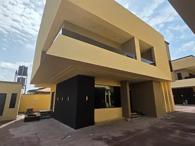 Exclusive Luxury Living 4-Bedroom Duplex with a BQ
