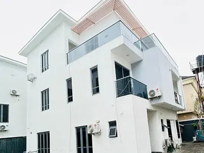 Newly Built and Spacious 5 Bedroom Fully Detached Duplex