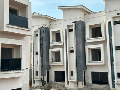 4-Bedroom Terrace with BQ