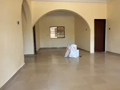 Neatly Revamped Spacious 3 Bedroom Flat