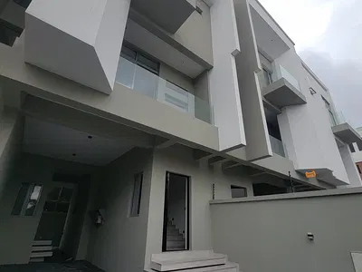 Luxury 4bedroom Terrace Duplex with a BQ