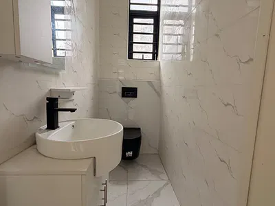 Spacious 5 Bedroom Duplex with BQ, Pool, Gym Space & a Cinema Room