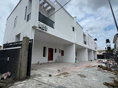 Newly Built 3 Bedroom Detached Duplex