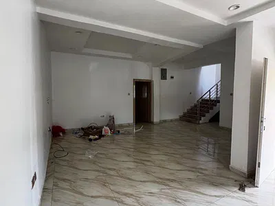 Spacious and Comfortable 3 Bedroom Apartment