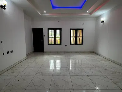 Luxurious and Exquisitely Finished 4 Bedroom Duplex