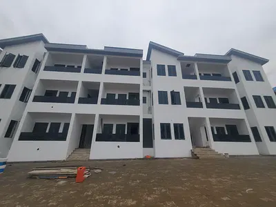 2 Bedroom Office Complex