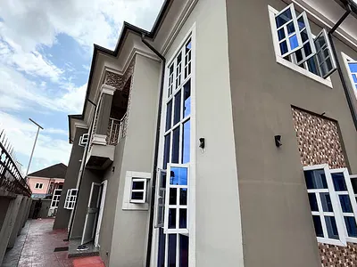 6 Bedroom Duplex on 600SQM Plots of Land