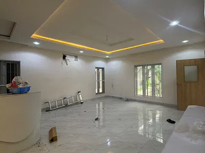 Luxury 3 Bedroom Duplex with a BQ