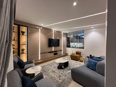 Luxury Furnished & Serviced 2 Bedroom Apartment with Pool, Gym & Snooker