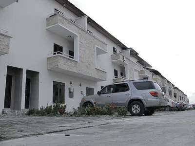 3 Bedroom Terrace House with BQ