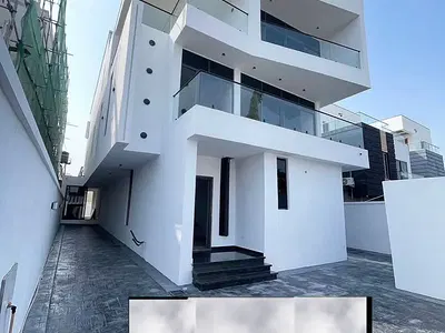 Luxury 5 Bedroom Fully Detached Duplex with BQ