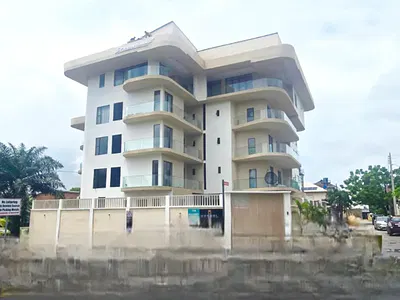 3 Bedroom Apartments with Pool, Gym and Elevator