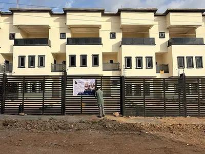 4 Bedroom Terrace Duplex with BQ