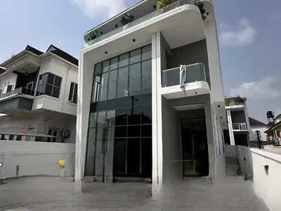 5 Bedroom Detached Duplex with BQ and Pool
