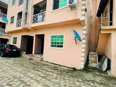 Exotic Pop Standard 1 Bedroom Flat with Federal Light. Upstairs