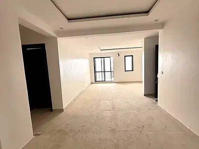 Exquisite 2-Bedroom Apartment with Ocean Views
