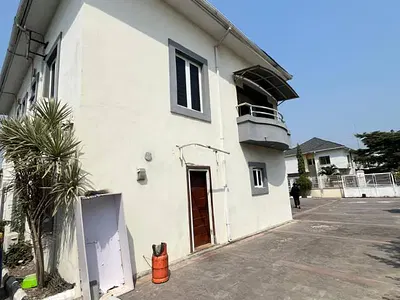Lekki Phase 1 Newly Out Facing Fola Osibo