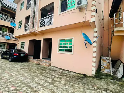 Standard 2 Bedroom Flat with Federal Light