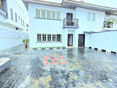 Newly Built 2 Bedroom Apartment
