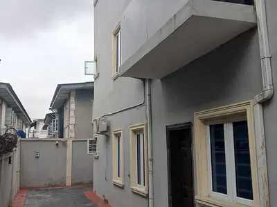 Lovely All Room Ensuit Three Bedroom Flat