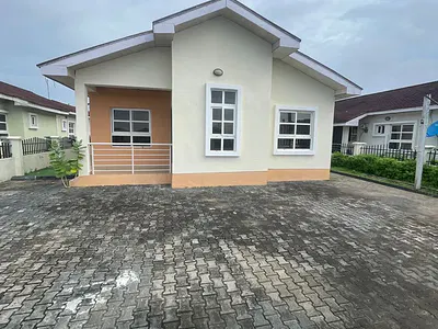 A Renovated 4 Bedroom Bungalow with BQ