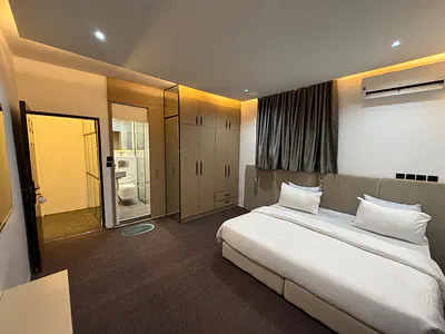Neat and Tidy 3 Bedroom Apartment