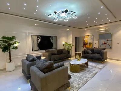 Fully Furnished & Serviced Luxury 3bedrooms Apartment with Pool