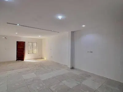 Fully Service 2bedroom Apartment, Fitted Kitchen with Amenities,