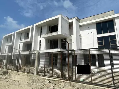 10 Units of 2 Bedroom Apartments (Price per Unit)