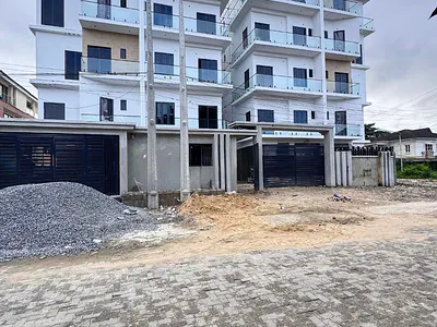 Well Built Apartments Units with En-Suite Rooms and Amenities