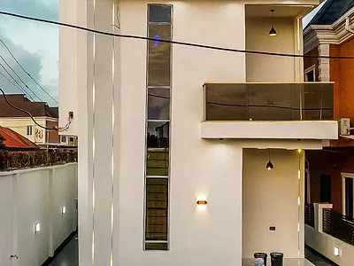 Luxury 3 Bedroom Detached Duplex with Separate BQ