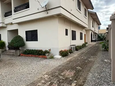 Lovely and Spacious 3 Bedroom Apartment