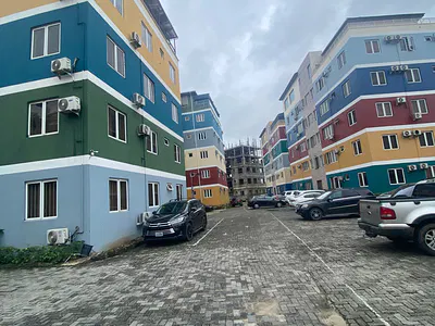 Luxury 3 Bedroom Flat with BQ
