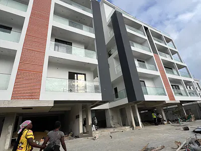 Luxury 4 Bedroom Maisonette