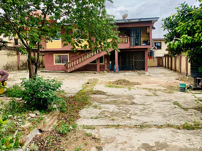 7 Bedroom Duplex on 780SQM Land in Ogba