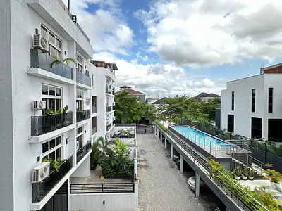 3 Bed Flat Spot Lighting -Chandelier - Sound System - Masters Suite -