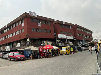 Complex in a Busy Market