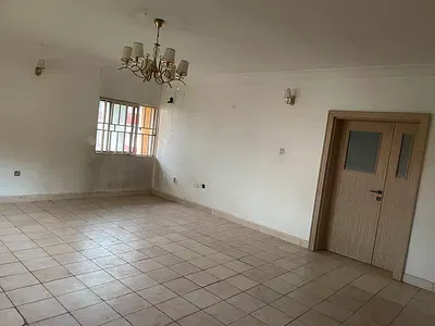 Is This Your Dream Home in NNPC Estate? Ready to Own a Spacious 3-Bed