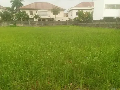 1000 SQM Land in the Prestigious Nicon Town Estate