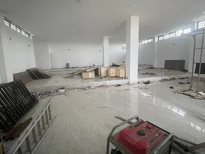 Massive and Strategic 241SQM Shop/Office Space on the Ground Floor