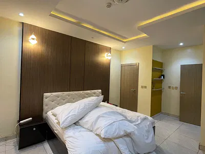 Furnished 3 Bedroom Apartment with Swimming Pool, Waterfront