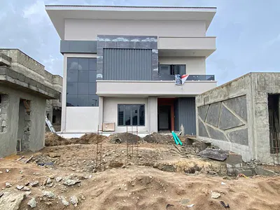 Exquisite 5 Bedroom Detached Duplex with BQ