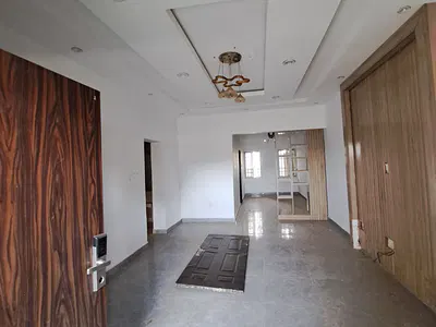 Spacious 3bedroom Flat with Swimming Pool