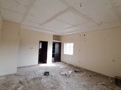Spaciously Built 3bedroom Flat