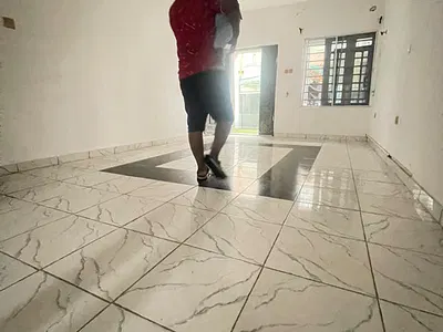 Fully Serviced 2 Bedroom Flat
